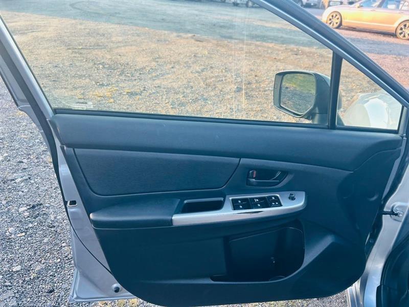 Subaru Impreza Wagon 5dr CVT 2.0i 2016