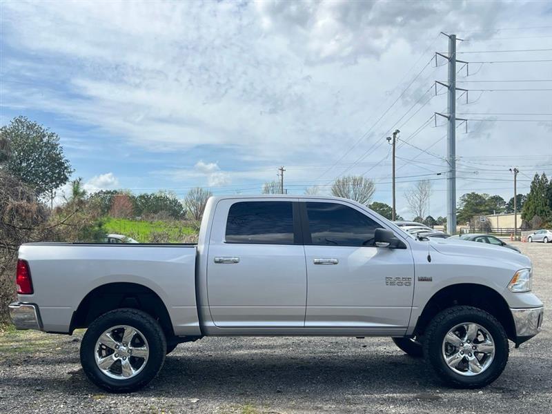 RAM 1500 Lone Star 4x4 Crew Cab 5'7" Box 2018
