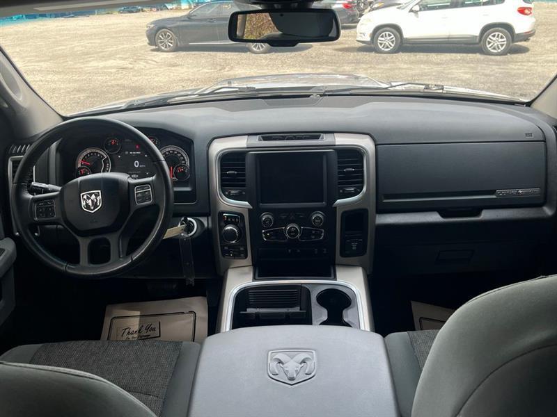 RAM 1500 Lone Star 4x4 Crew Cab 5'7" Box 2018