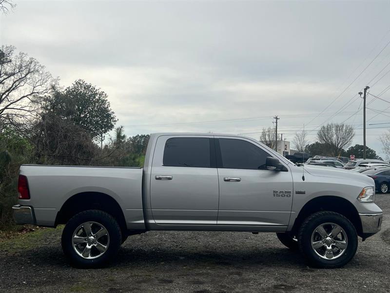 RAM 1500 Lone Star 4x4 Crew Cab 5'7" Box 2018