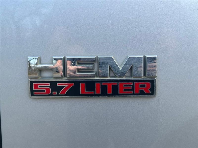 RAM 1500 Lone Star 4x4 Crew Cab 5'7" Box 2018