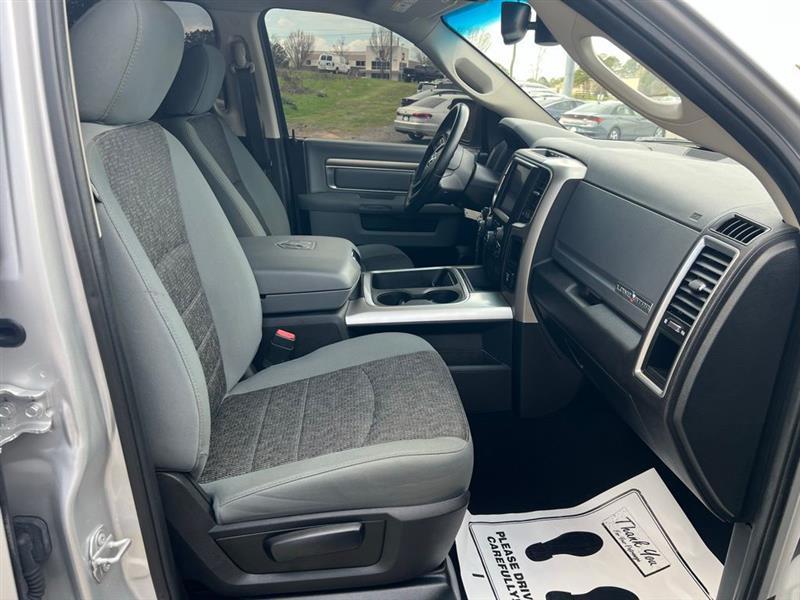 RAM 1500 Lone Star 4x4 Crew Cab 5'7" Box 2018