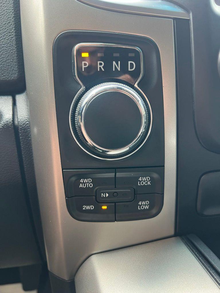 RAM 1500 Lone Star 4x4 Crew Cab 5'7" Box 2018