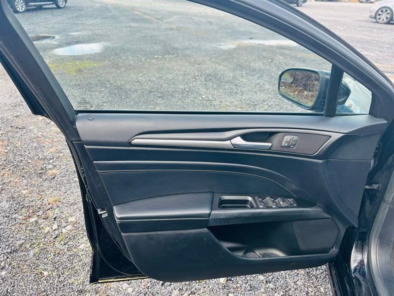 Ford Fusion Titanium AWD 2018