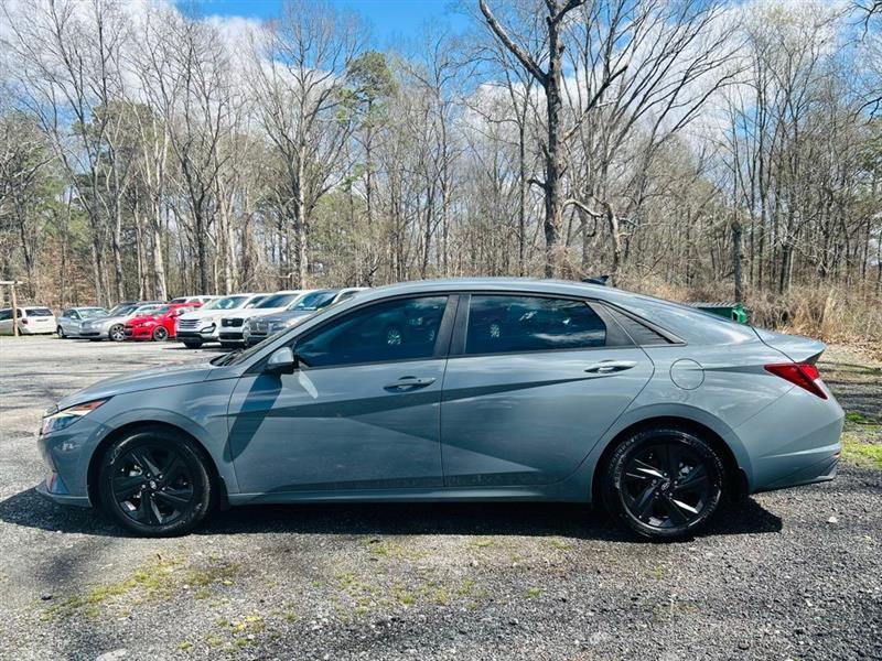 Hyundai Elantra SEL IVT 2021