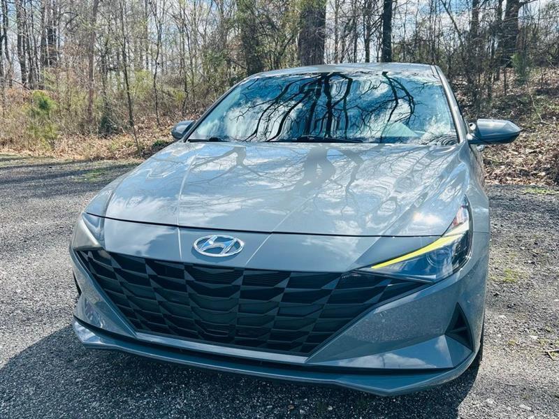 Hyundai Elantra SEL IVT 2021