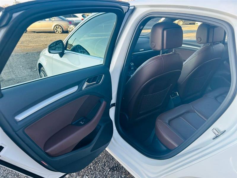 Audi A3 Sedan Titanium Premium 40 TFSI 2019