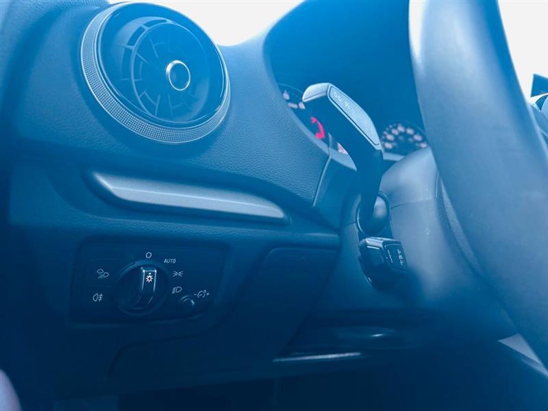 Audi A3 Sedan Titanium Premium 40 TFSI 2019