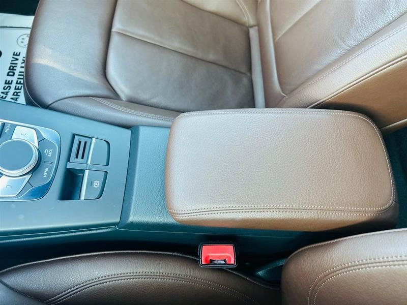 Audi A3 Sedan Titanium Premium 40 TFSI 2019