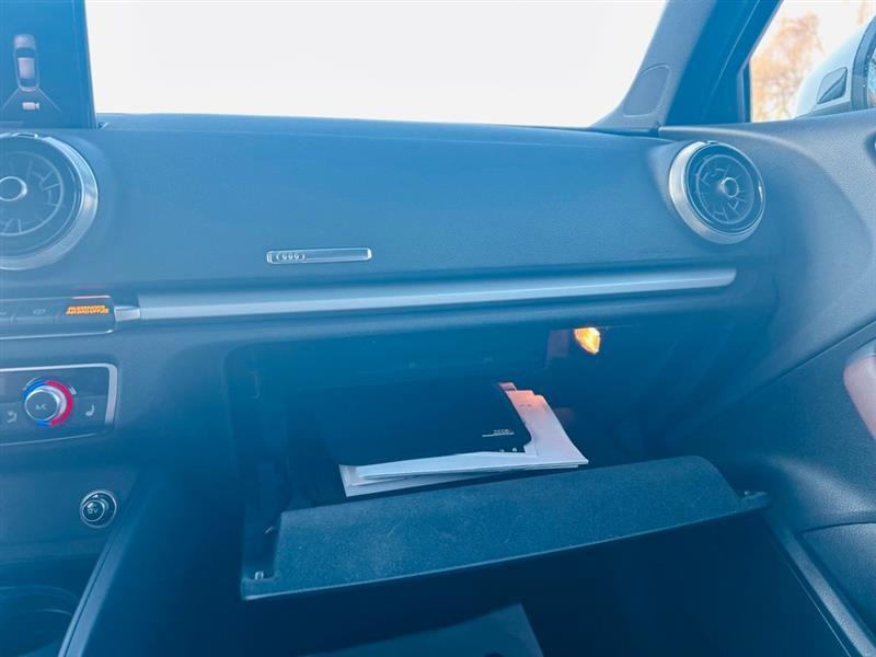 Audi A3 Sedan Titanium Premium 40 TFSI 2019