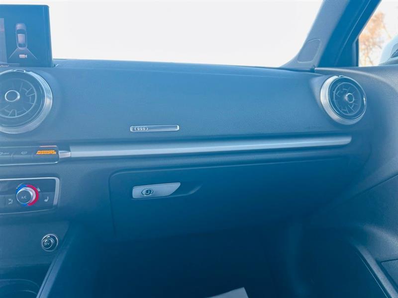 Audi A3 Sedan Titanium Premium 40 TFSI 2019