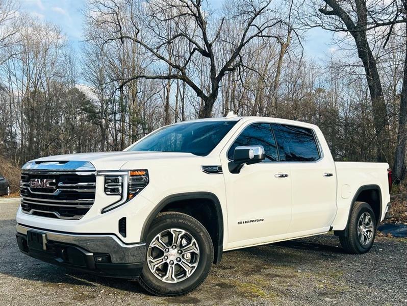 GMC Sierra 1500 2WD Crew Cab 147" SLT 2025