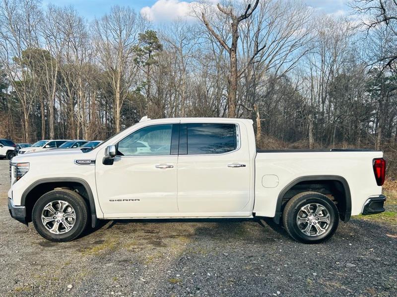 GMC Sierra 1500 2WD Crew Cab 147" SLT 2025