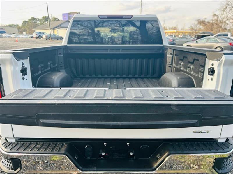 GMC Sierra 1500 2WD Crew Cab 147" SLT 2025