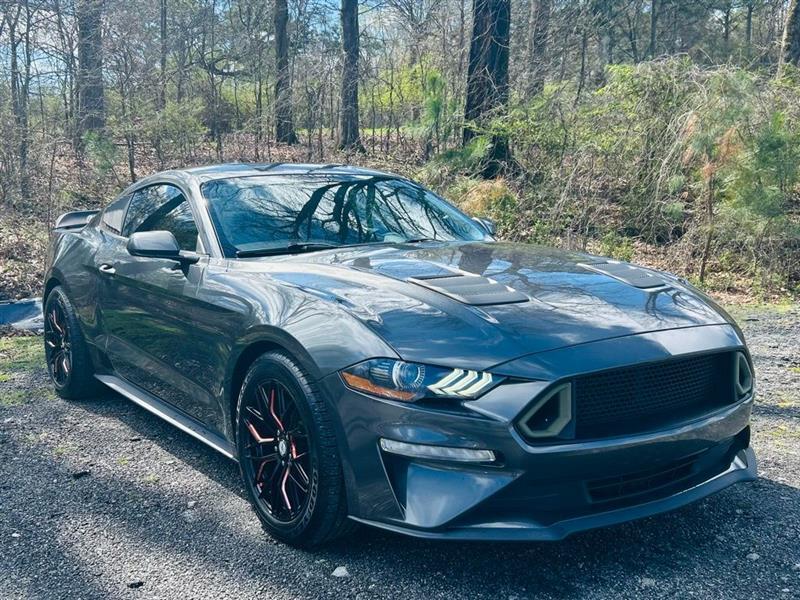 Ford Mustang EcoBoost Fastback 2020