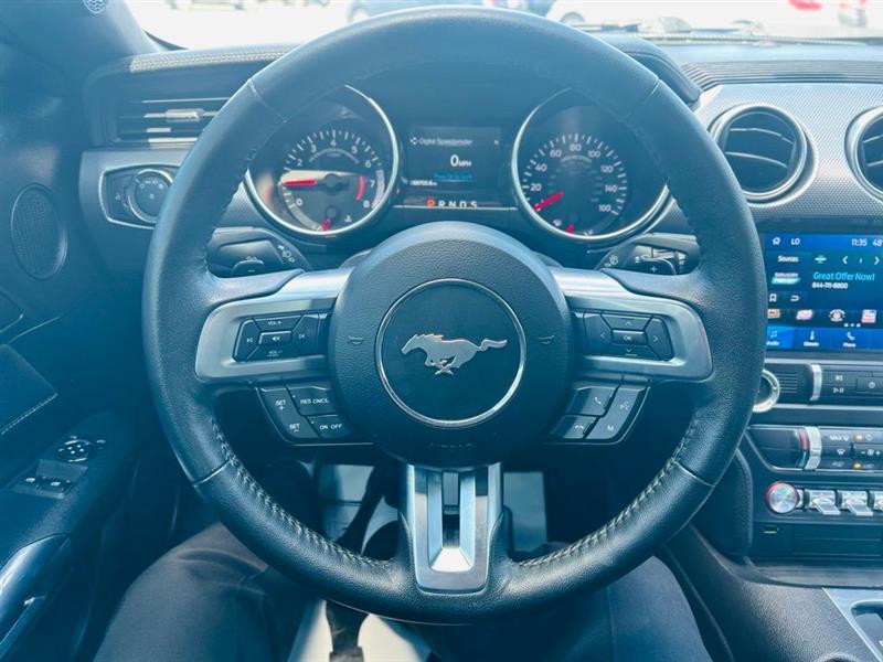 Ford Mustang EcoBoost Fastback 2020