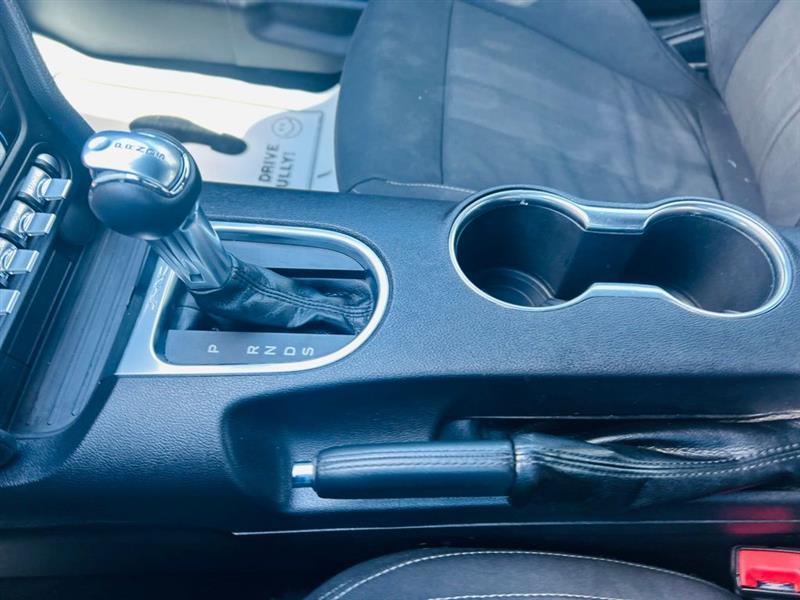 Ford Mustang EcoBoost Fastback 2020