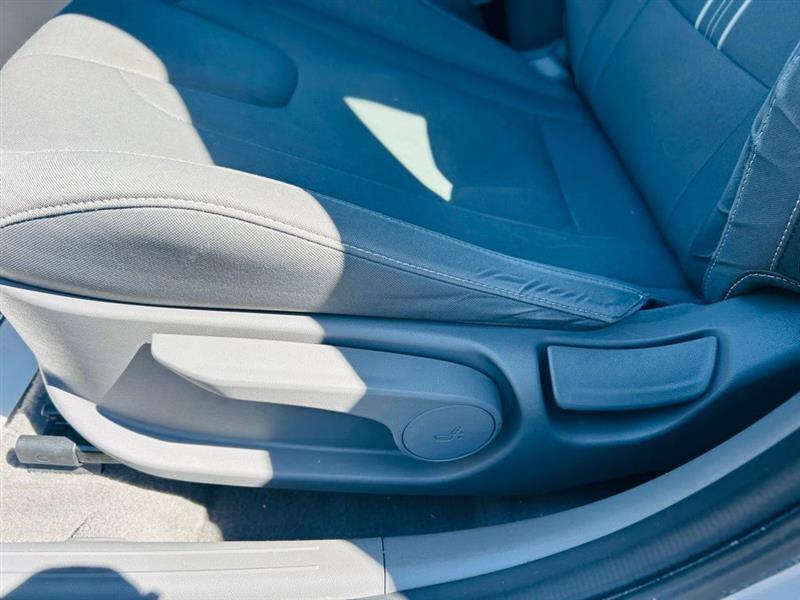 Hyundai Elantra Hybrid Blue DCT 2023