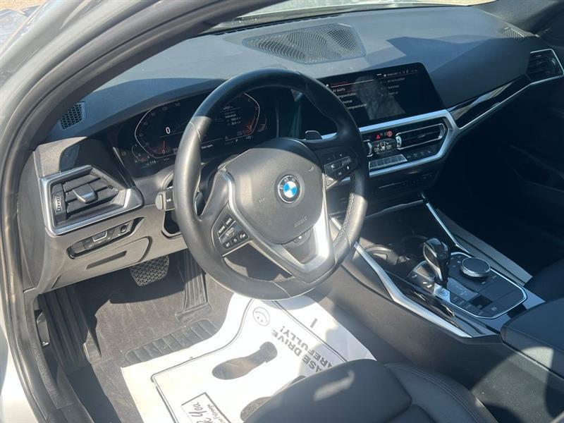 BMW 3 Series 330i xDrive Sedan 2019
