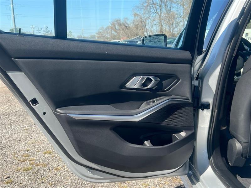 BMW 3 Series 330i xDrive Sedan 2019