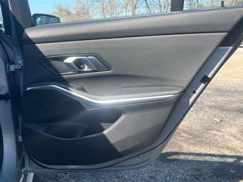 BMW 3 Series 330i xDrive Sedan 2019