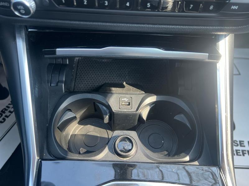 BMW 3 Series 330i xDrive Sedan 2019