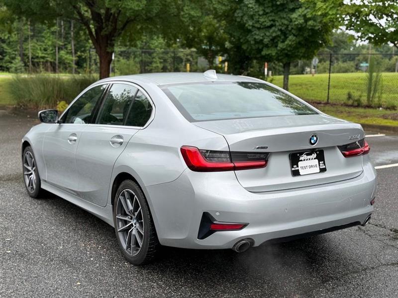 BMW 3 Series 330i xDrive Sedan 2019
