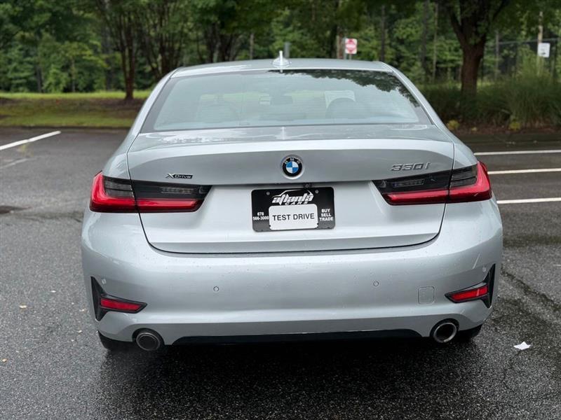 BMW 3 Series 330i xDrive Sedan 2019