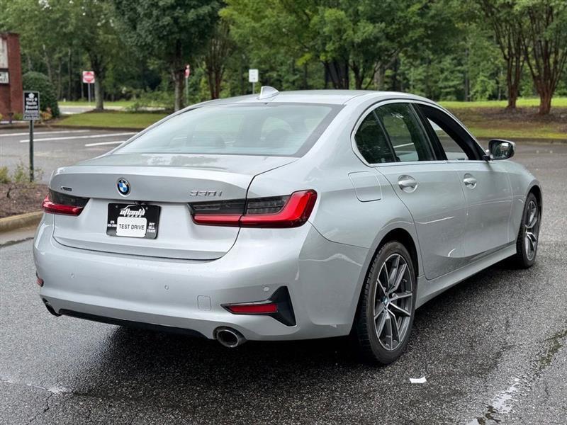 BMW 3 Series 330i xDrive Sedan 2019