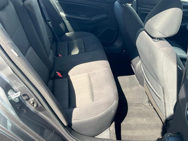 Nissan Altima 2.5 SV Sedan 2024