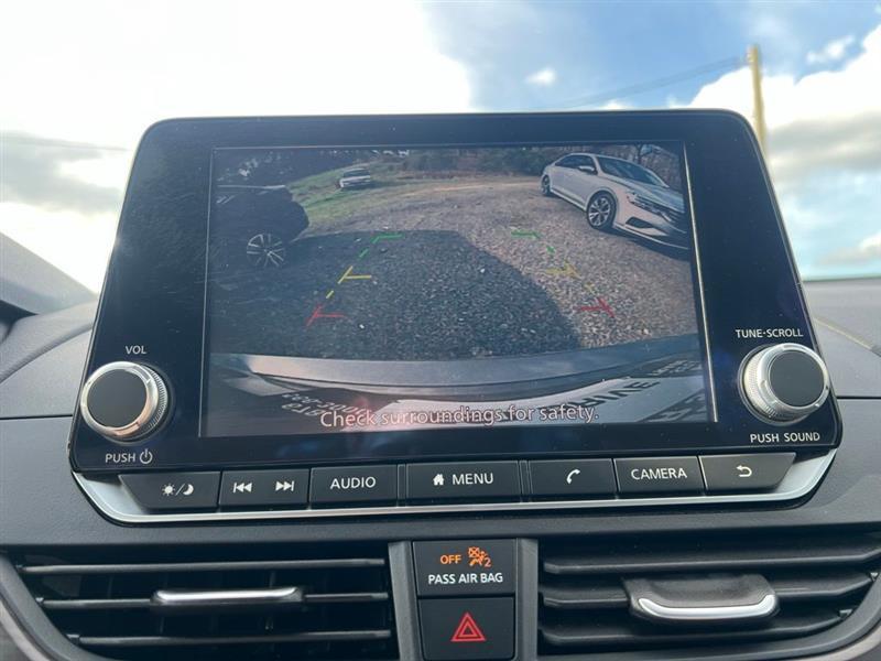 Nissan Altima 2.5 SV Sedan 2024