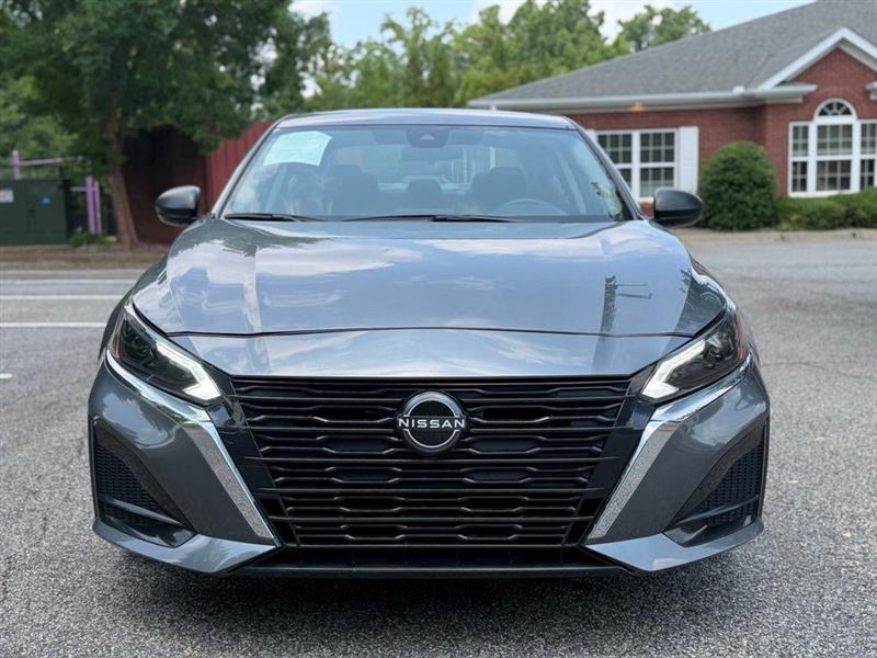 Nissan Altima 2.5 SV Sedan 2024