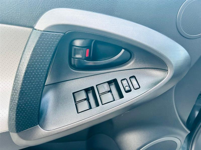 Toyota RAV4 4WD 4dr V6 Limited (Natl) 2012