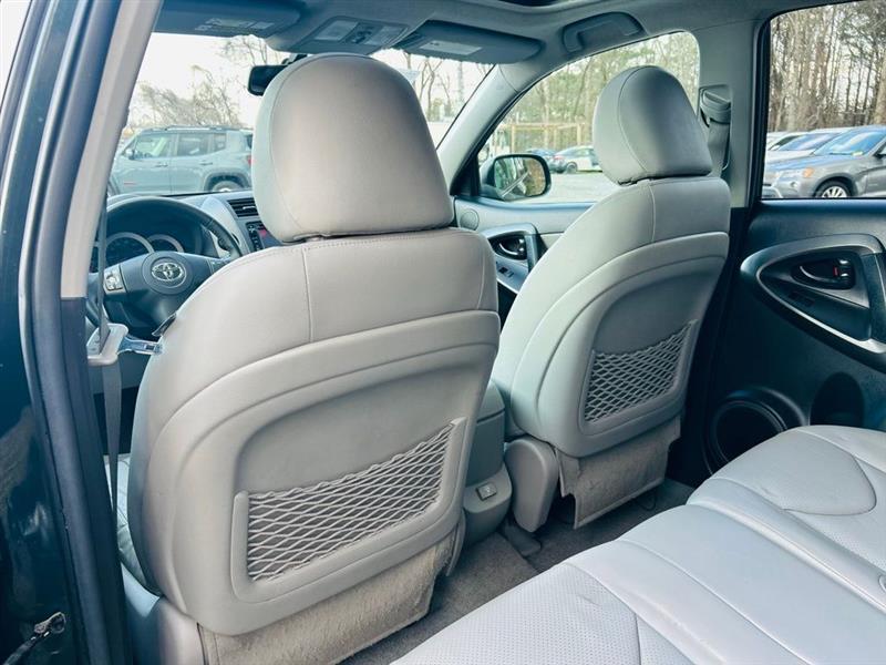 Toyota RAV4 4WD 4dr V6 Limited (Natl) 2012