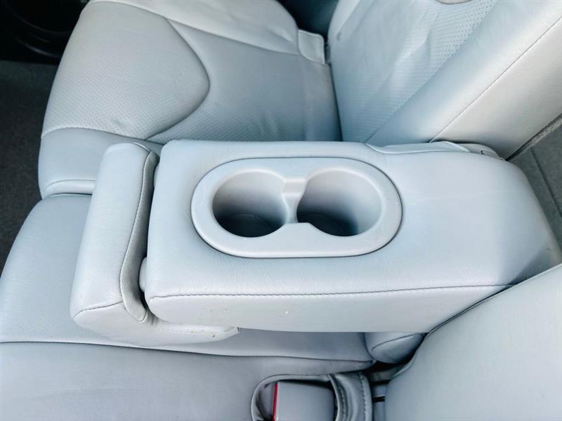 Toyota RAV4 4WD 4dr V6 Limited (Natl) 2012