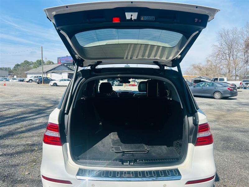 Mercedes-Benz M-Class 4MATIC 4dr ML 550 2014