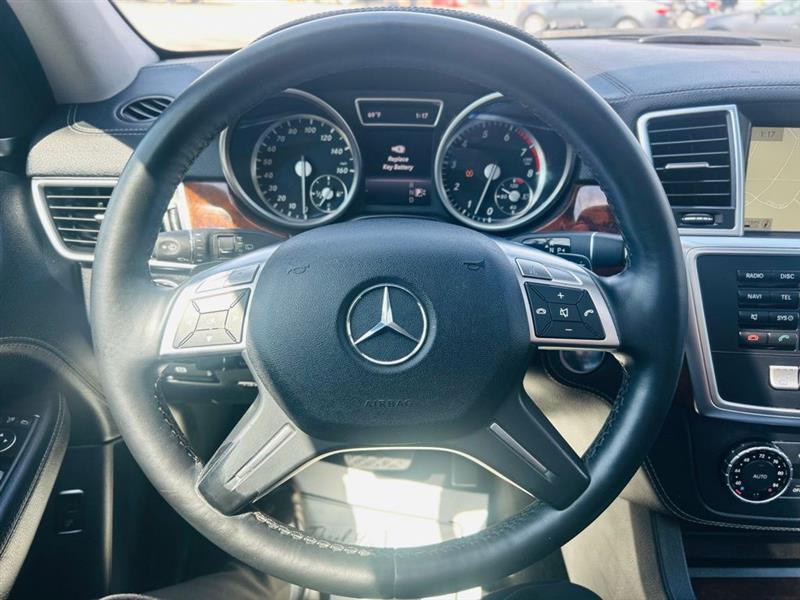 Mercedes-Benz M-Class 4MATIC 4dr ML 550 2014