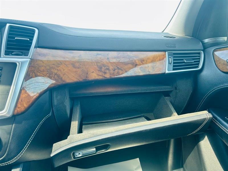 Mercedes-Benz M-Class 4MATIC 4dr ML 550 2014