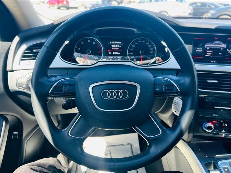 Audi A4 4dr Sdn Auto quattro 2.0T Premium 2015