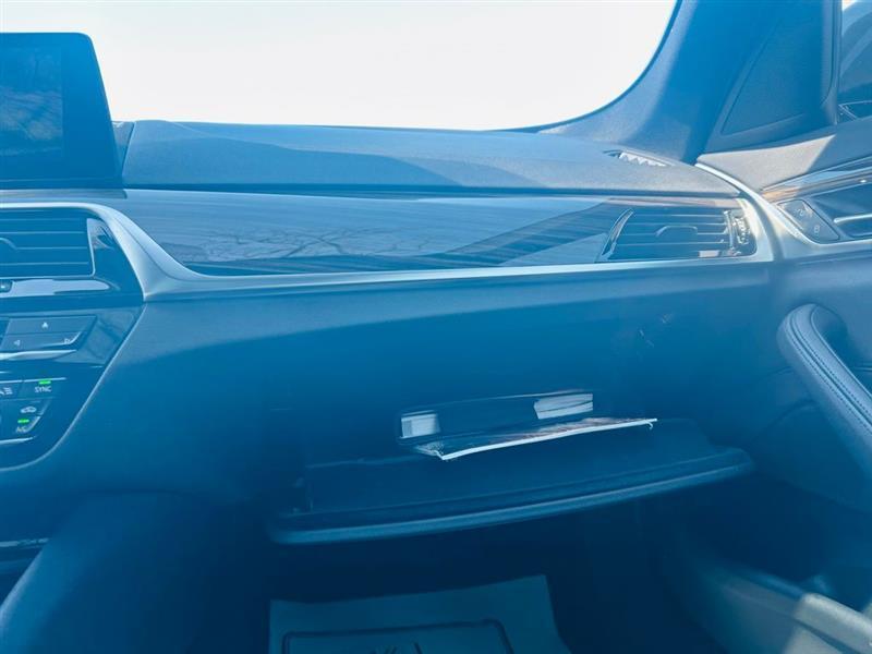 BMW 5 Series 530i xDrive Sedan 2018