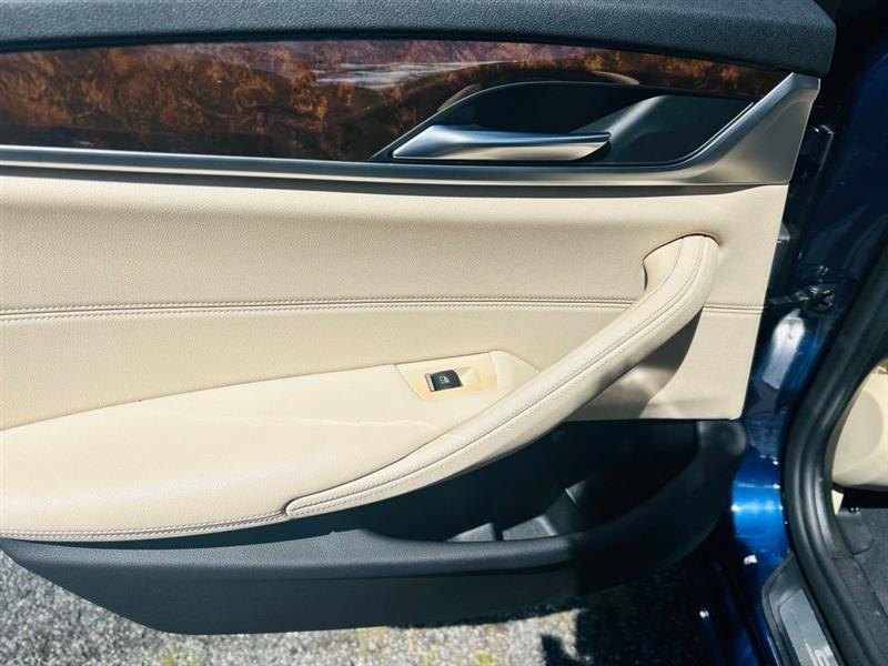 BMW 5 Series 530i Sedan 2018