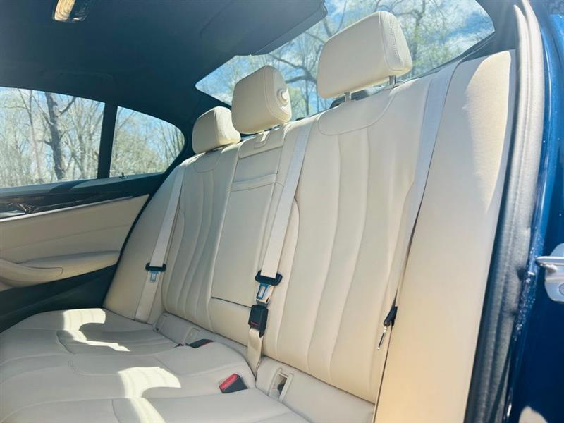 BMW 5 Series 530i Sedan 2018