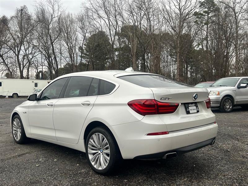 BMW 5 Series Gran Turismo 5dr 550i Gran Turismo RWD 2015