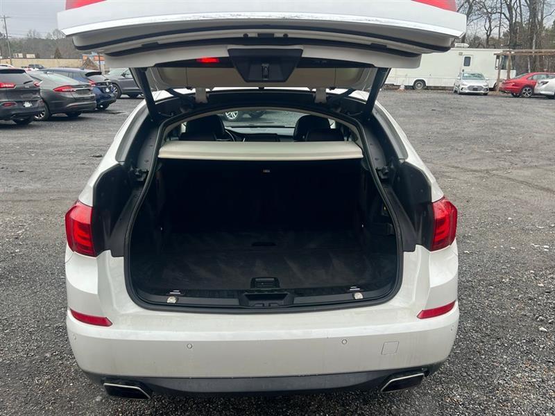 BMW 5 Series Gran Turismo 5dr 550i Gran Turismo RWD 2015