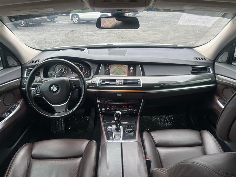 BMW 5 Series Gran Turismo 5dr 550i Gran Turismo RWD 2015