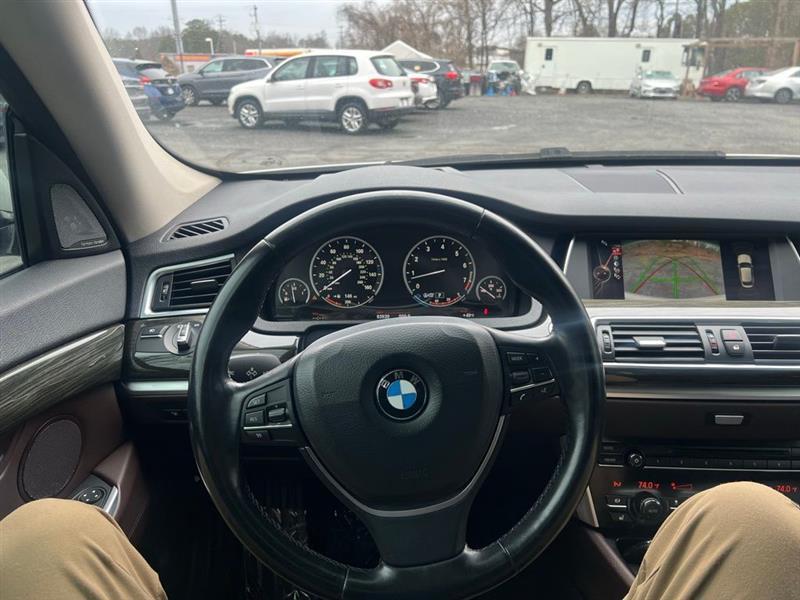 BMW 5 Series Gran Turismo 5dr 550i Gran Turismo RWD 2015