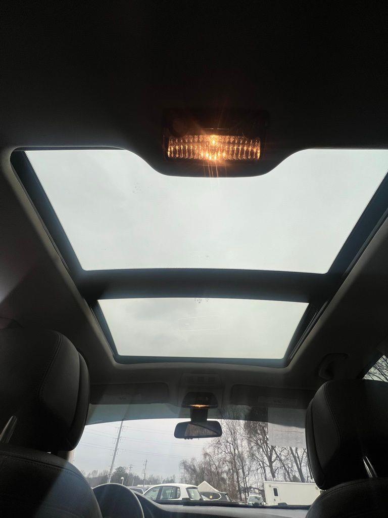 BMW 5 Series Gran Turismo 5dr 550i Gran Turismo RWD 2015