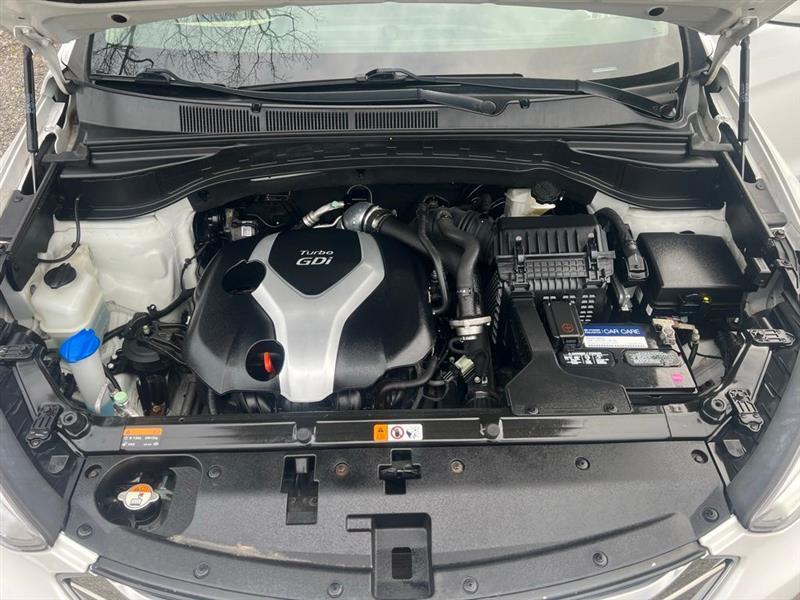 Hyundai Santa Fe Sport AWD 4dr 2.0T 2016