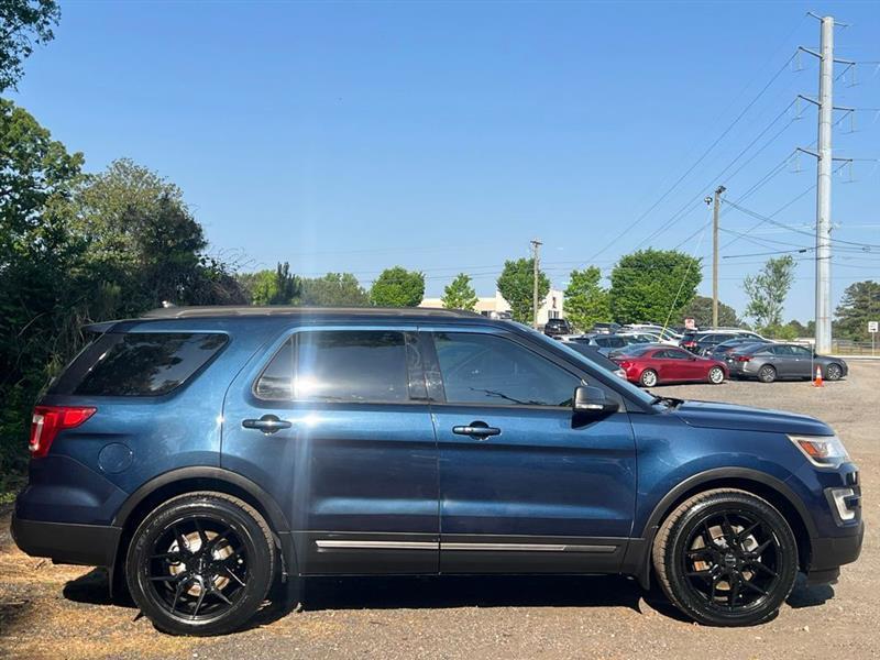 Ford Explorer XLT FWD 2017