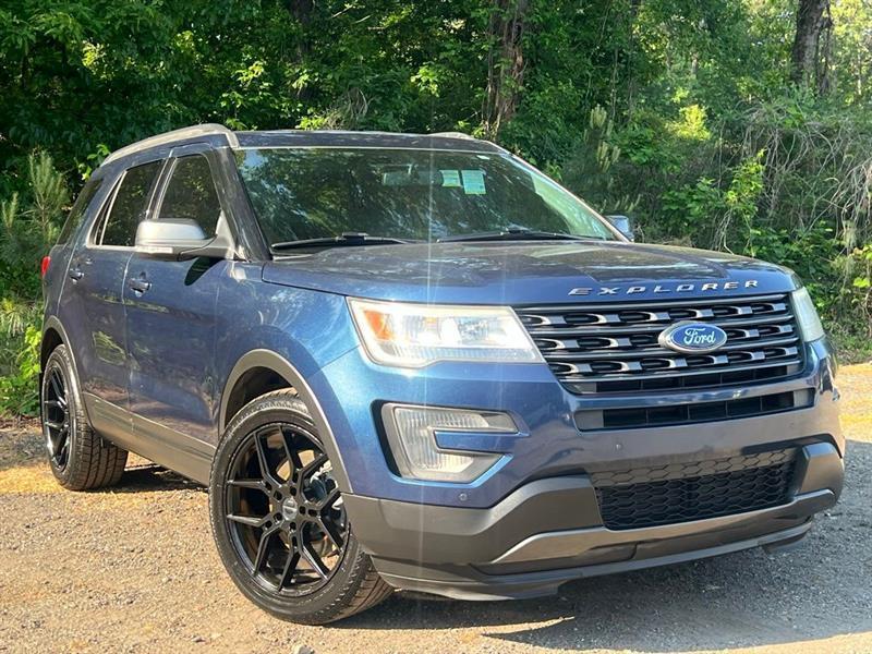 Ford Explorer XLT FWD 2017